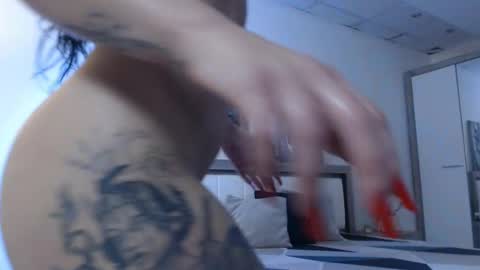 laylacruz online show from 12-11-24, 12:12