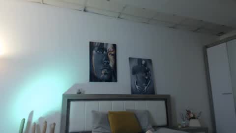 laylacruz online show from 01-14-25, 08:52