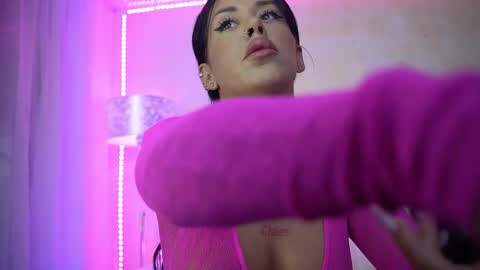 laylacruz online show from 02-05-26, 07:02