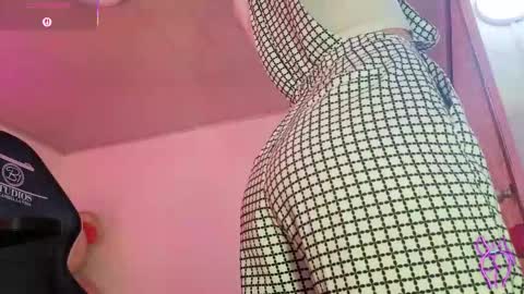 laylafoxy_tay online show from 10-18-25, 04:48