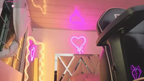 laylafoxy_tay online show from 10-24-25, 03:14