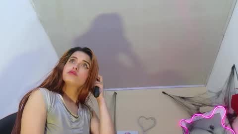 laylafoxy_tay online show from 10-31-25, 03:35