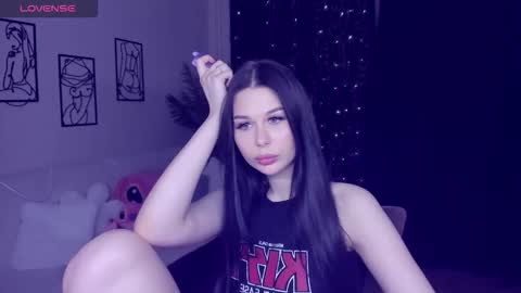 laylagreat online show from 10-16-25, 03:57