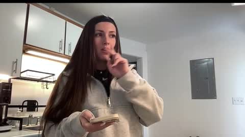 laylahlaylah1 online show from 11-29-25, 02:31