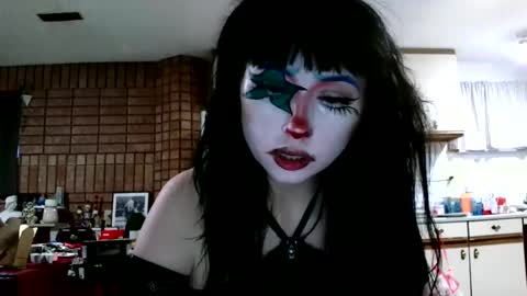 Layla Kills online show from 01-09-25, 01:24