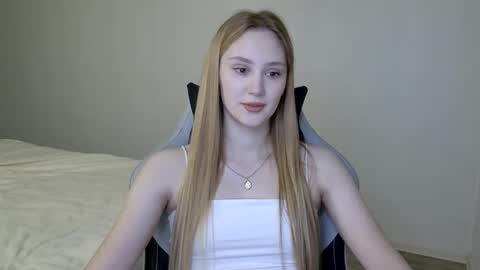 LaylaPretty001 online show from 02-03-25, 05:29