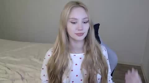 LaylaPretty001 online show from 02-03-26, 05:27