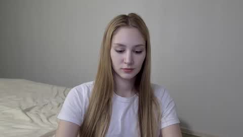 Laylla001 online show from 12-03-24, 10:50