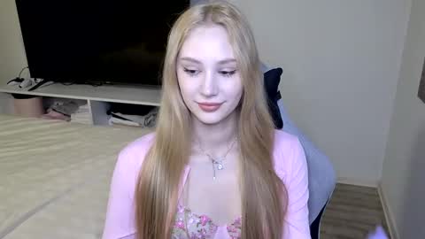 Laylla001 online show from 03-13-26, 05:25