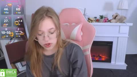 layriantavee online show from 09-25-25, 06:06