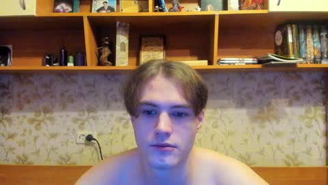 Snapshot of lazaret1k chatting on 12-17-24, 06:53 Vladi online show from 12-17-24, 06:53