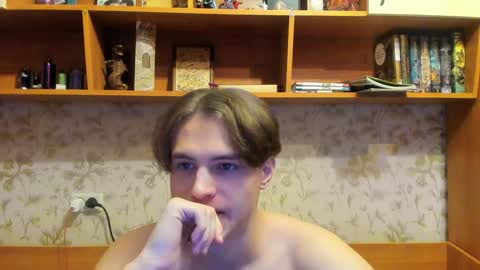 Snapshot of lazaret1k chatting on 12-17-24, 10:32 Vladi online show from 12-17-24, 10:32