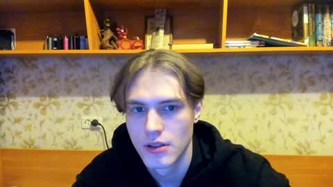 Snapshot of lazaret1k chatting on 12-29-24, 02:21 Vladi online show from 12-29-24, 02:21