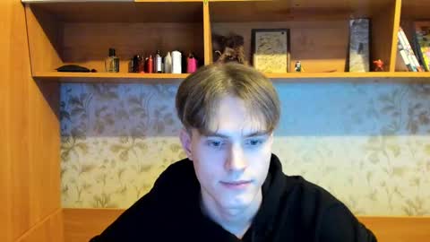 Snapshot of lazaret1k chatting on 02-13-25, 11:15 Vladi online show from 02-13-25, 11:15