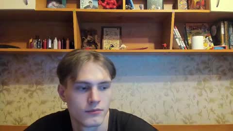 Snapshot of lazaret1k chatting on 02-19-25, 09:25 Vladi online show from 02-19-25, 09:25