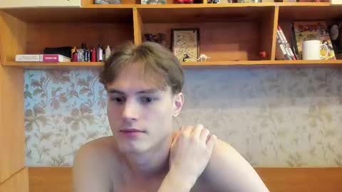 Snapshot of lazaret1k chatting on 02-25-25, 08:58 Vladi online show from 02-25-25, 08:58