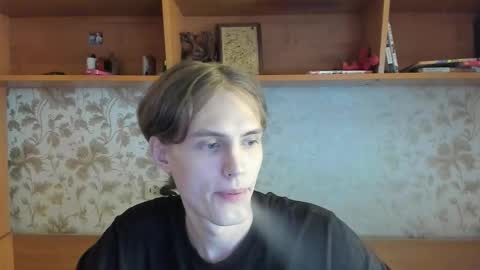 Snapshot of lazaret1k chatting on 09-21-25, 09:55 Vladi online show from 09-21-25, 09:55