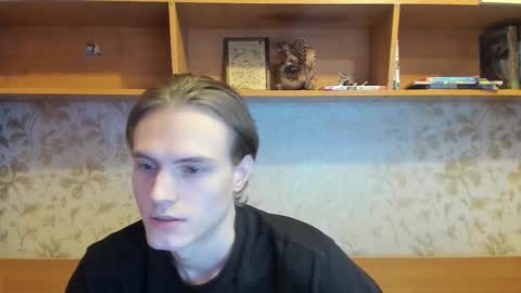 Snapshot of lazaret1k chatting on 10-18-25, 03:35 Vladi online show from 10-18-25, 03:35