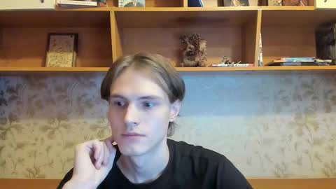 Snapshot of lazaret1k chatting on 10-21-25, 06:41 Vladi online show from 10-21-25, 06:41