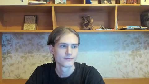 Snapshot of lazaret1k chatting on 10-25-25, 06:35 Vladi online show from 10-25-25, 06:35