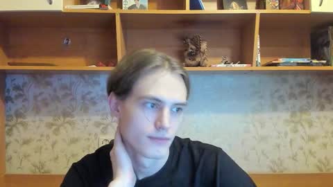 Snapshot of lazaret1k chatting on 11-08-25, 09:24 Vladi online show from 11-08-25, 09:24