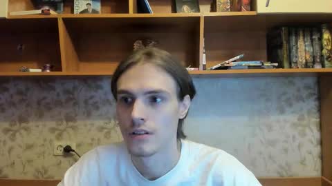 Snapshot of lazaret1k chatting on 12-02-25, 06:03 Vladi online show from 12-02-25, 06:03