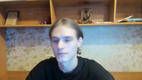 Snapshot of lazaret1k chatting on 12-18-25, 01:11 Vladi online show from 12-18-25, 01:11