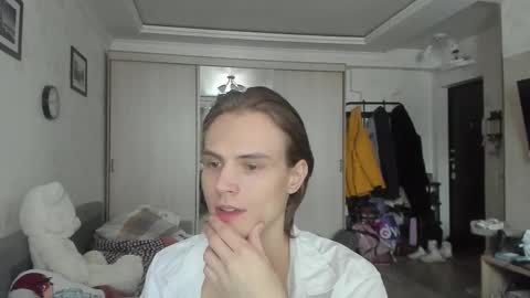 Snapshot of lazaret1k chatting on 02-19-26, 11:50 Vladi online show from 02-19-26, 11:50