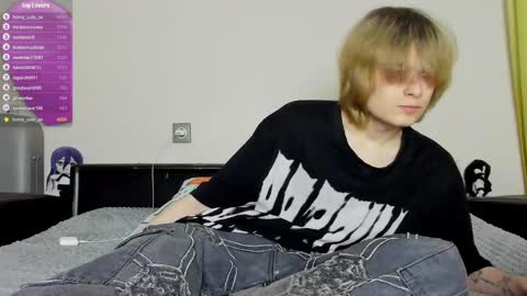 Alex online show from 03-04-25, 03:15