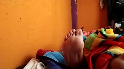 Snapshot of lazyebone chatting on 11-03-25, 06:53 lazyebone online show from 11-03-25, 06:53