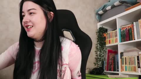 Lisa online show from 03-30-26, 03:29