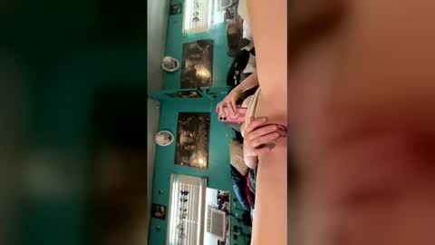 Snapshot of lcjw214 chatting on 01-08-26, 09:06 lcjw214 online show from 01-08-26, 09:06