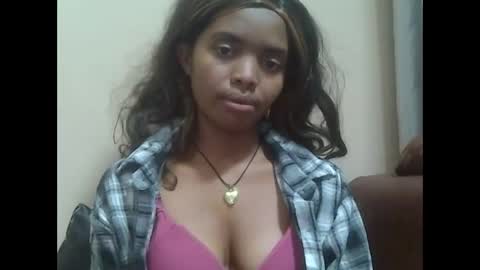 Snapshot of lea96546 chatting on 10-02-25, 06:26 lea96546 online show from 10-02-25, 06:26