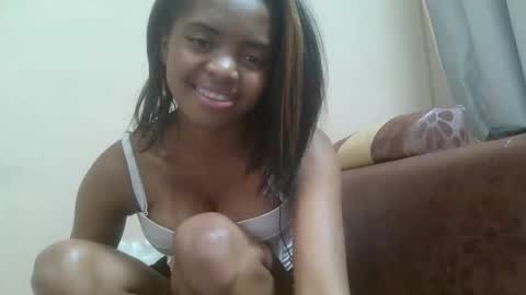 Snapshot of lea96546 chatting on 10-15-25, 04:12 lea96546 online show from 10-15-25, 04:12