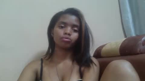 Snapshot of lea96546 chatting on 10-15-25, 04:18 lea96546 online show from 10-15-25, 04:18