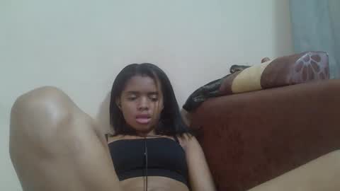 Snapshot of lea96546 chatting on 10-20-25, 04:24 lea96546 online show from 10-20-25, 04:24