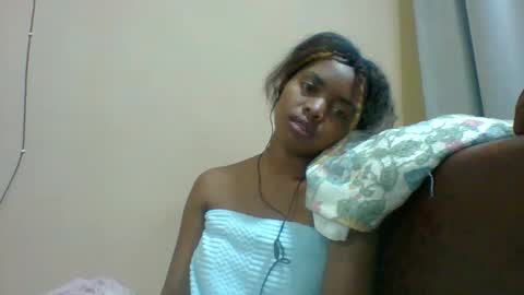 Snapshot of lea96546 chatting on 11-05-25, 06:24 lea96546 online show from 11-05-25, 06:24