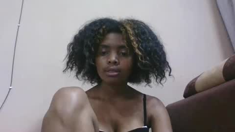 Snapshot of lea96546 chatting on 11-13-25, 05:45 lea96546 online show from 11-13-25, 05:45