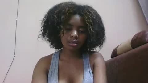 Snapshot of lea96546 chatting on 11-17-25, 05:52 lea96546 online show from 11-17-25, 05:52