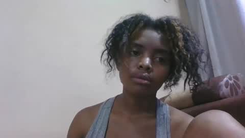 Snapshot of lea96546 chatting on 11-30-25, 06:12 lea96546 online show from 11-30-25, 06:12