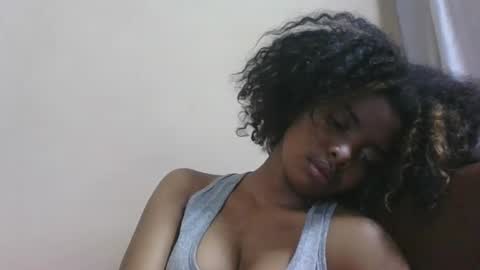 Snapshot of lea96546 chatting on 12-01-25, 06:18 lea96546 online show from 12-01-25, 06:18