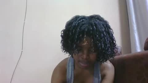 Snapshot of lea96546 chatting on 12-03-25, 06:50 lea96546 online show from 12-03-25, 06:50