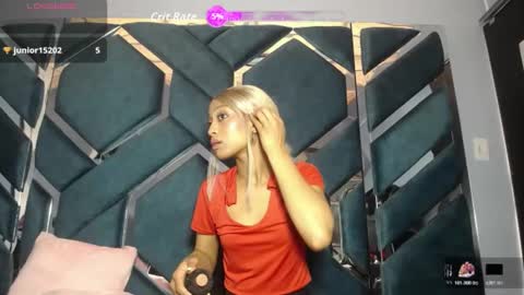 lea sewwtly online show from 11-12-25, 01:33