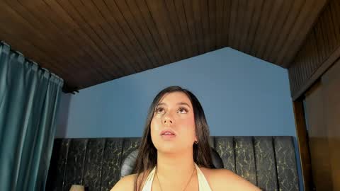 Snapshot of lea_velle chatting on 06-02-26, 02:57 Lea Velle online show from 06-02-26, 02:57