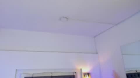 lea_walkerr online show from 04-21-26, 01:42