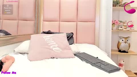 Lea online show from 02-23-25, 12:41