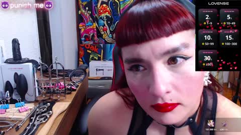 Snapshot of leah__smtith chatting on 02-06-25, 02:44 leah online show from 02-06-25, 02:44