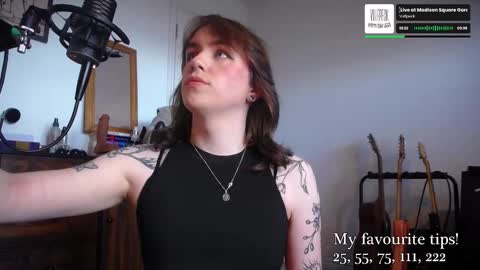 leah_lust_ online show from 09-16-25, 02:51