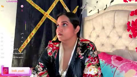 Snapshot of leah_yuah chatting on 10-18-25, 09:21 AYSHELL online show from 10-18-25, 09:21