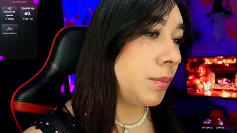 leah online show from 10-30-25, 08:49